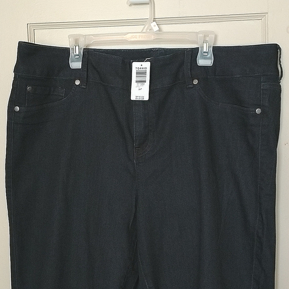 BNWT Torrid High-Rise Jegging Size 24T